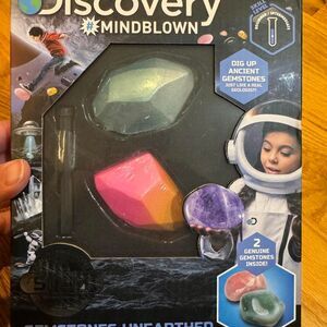 New Discovery Mindblown Gemstones Unearthed 2-Pack Mini Excavation Kit